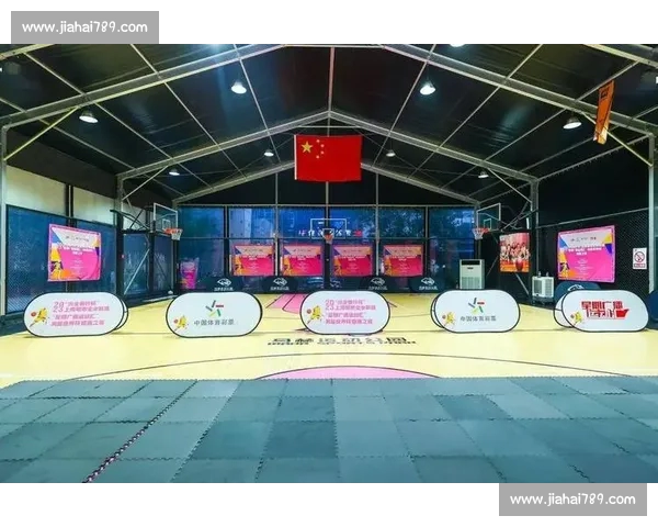 热血体育迷汇聚一堂畅谈赛事瞬间分享精彩看球体验